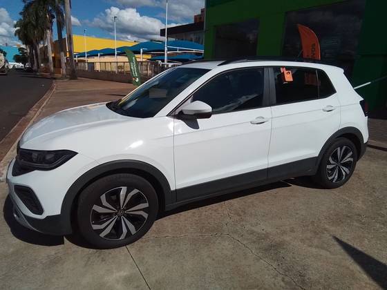 VOLKSWAGEN T-CROSS 1.0 200 TSI TOTAL FLEX AUTOMÁTICO
